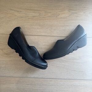 Womens Fly London Peso Silde on Wedges-size 38 US 8